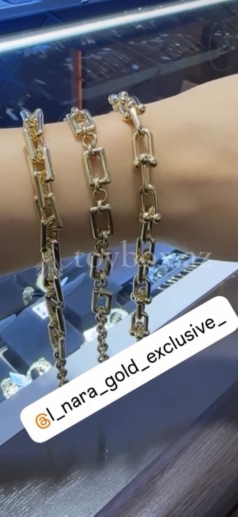 L Nara Gold Exclusive