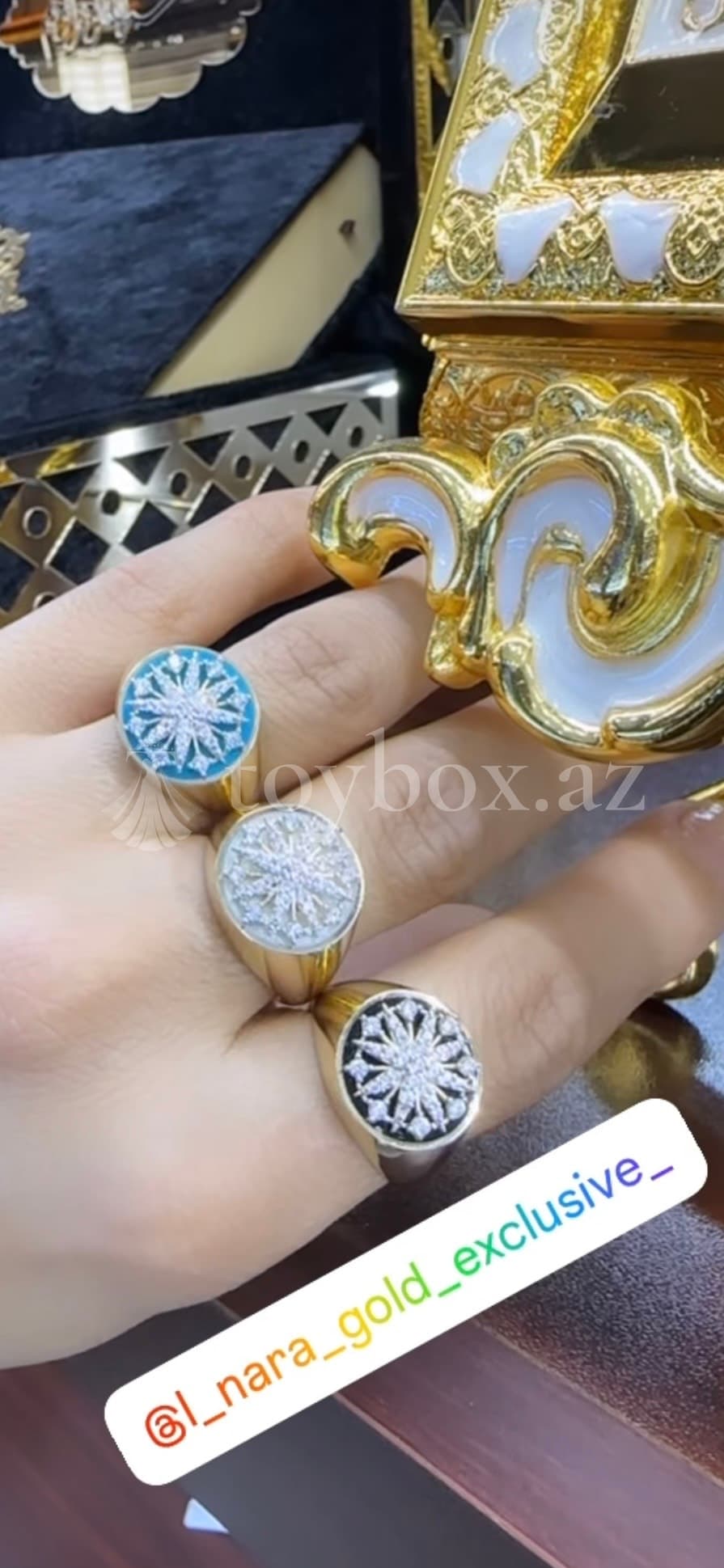 L Nara Gold Exclusive