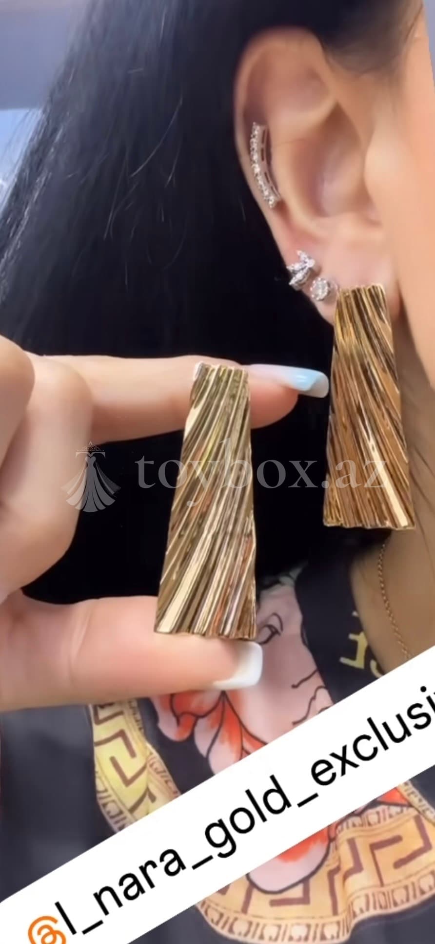 L Nara Gold Exclusive