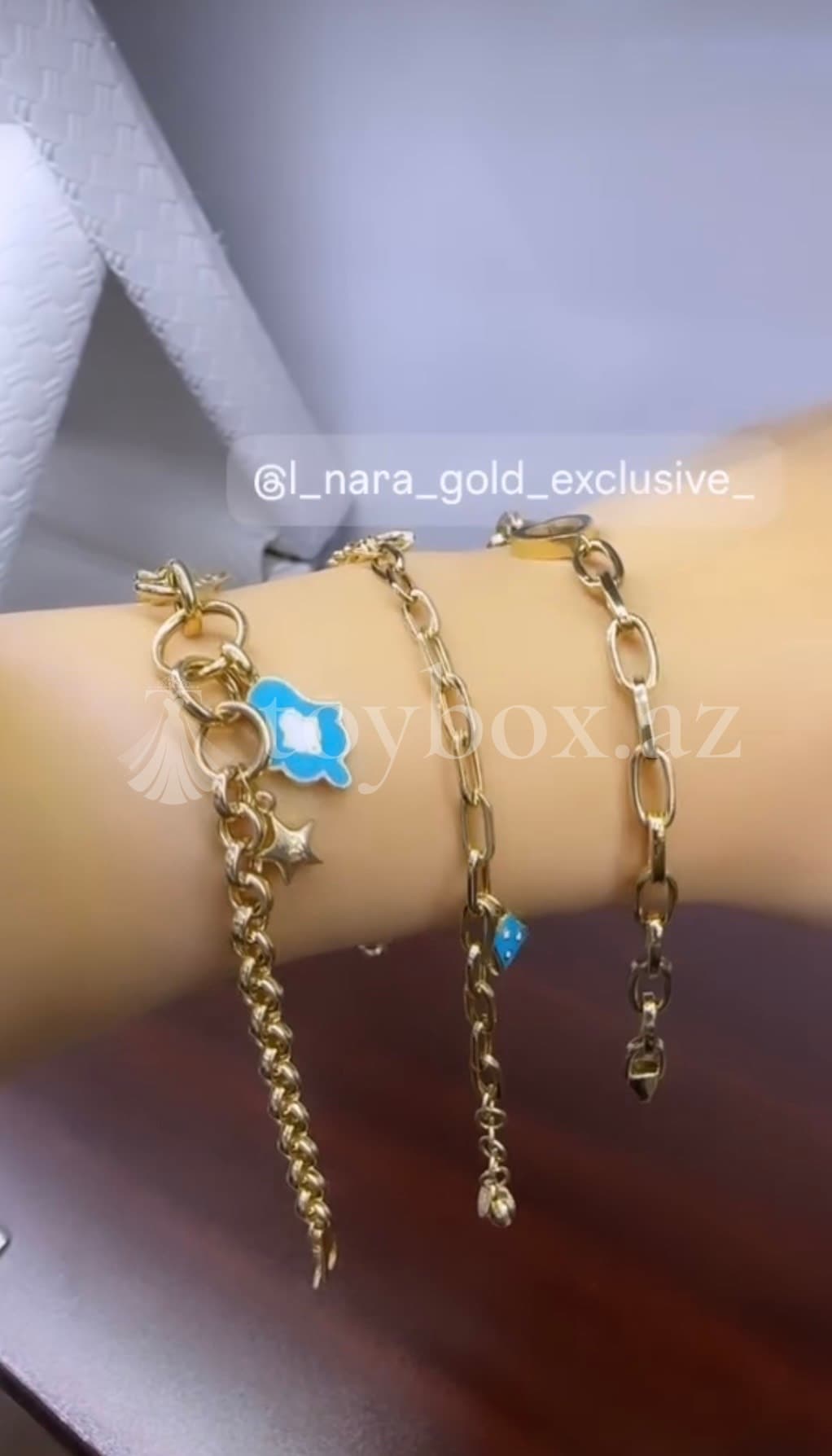 L Nara Gold Exclusive
