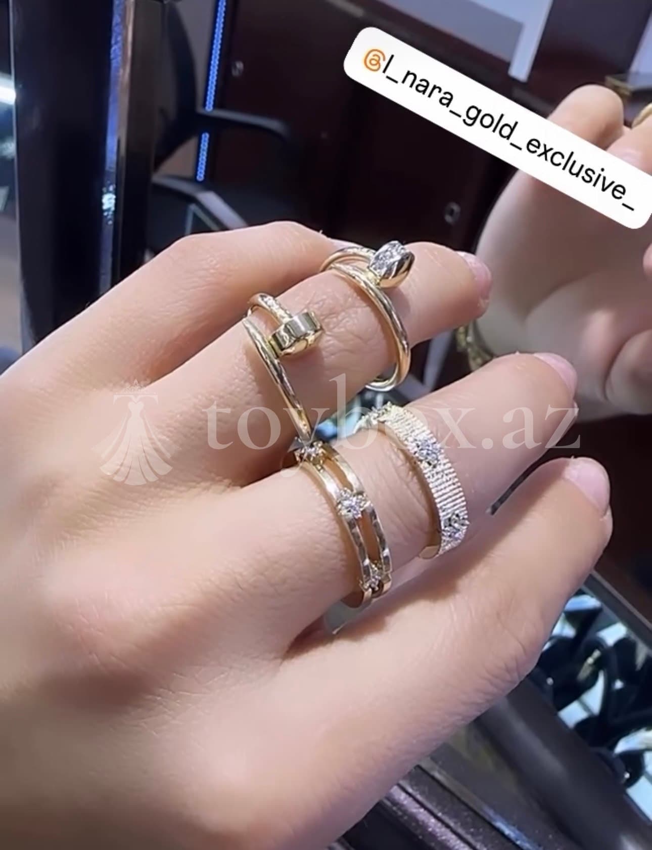L Nara Gold Exclusive