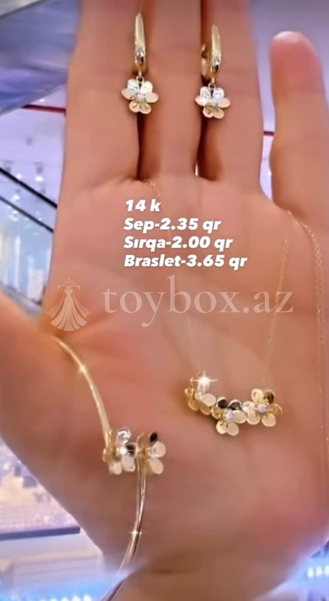 Elli Gold