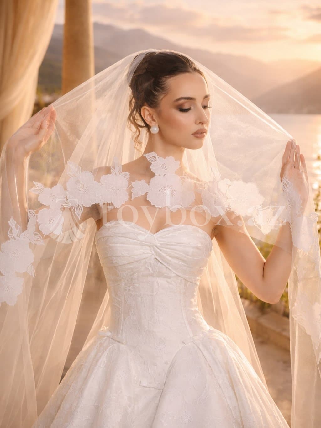 Adari Boutique