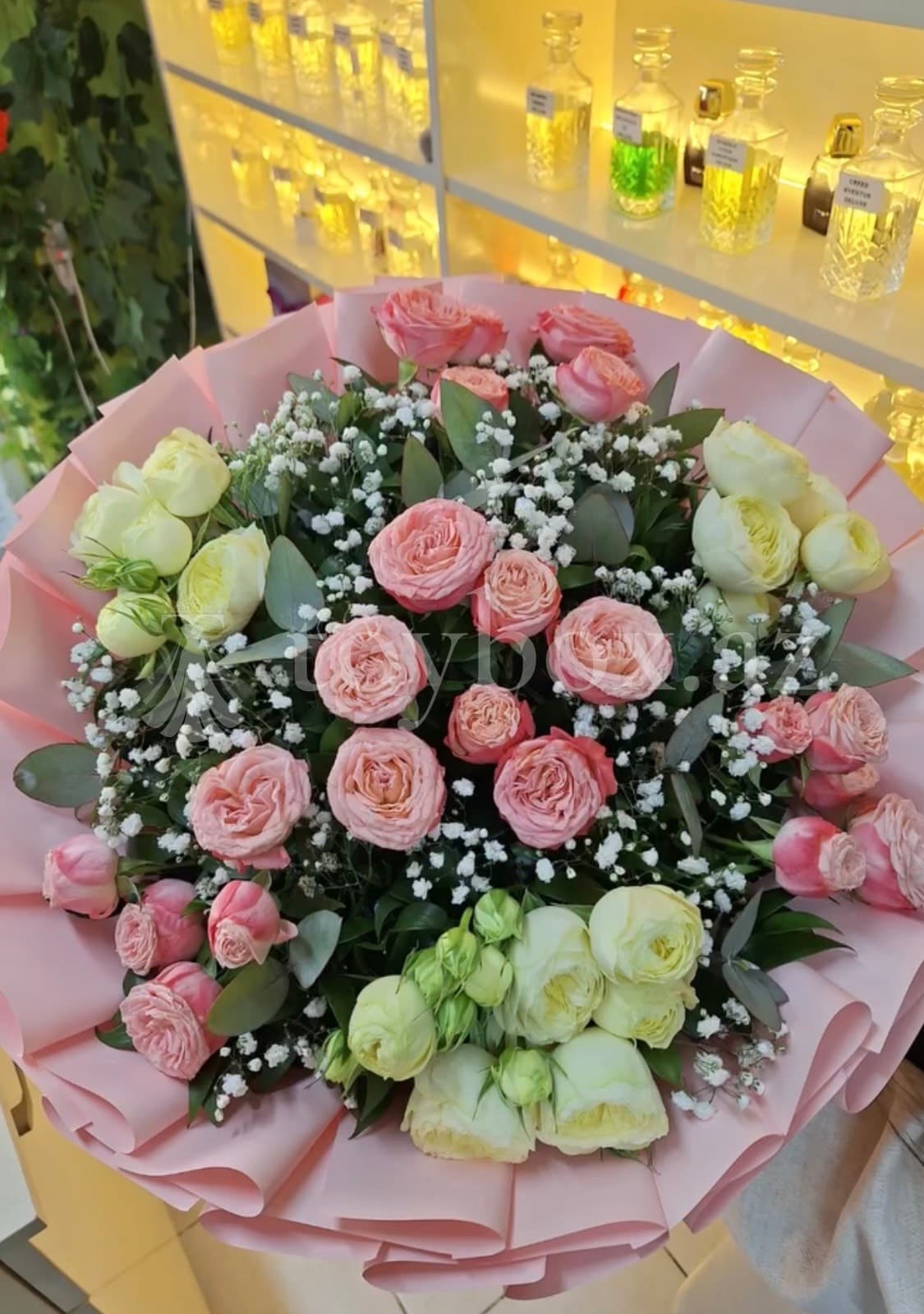 Qəbələ Gül Buketləri