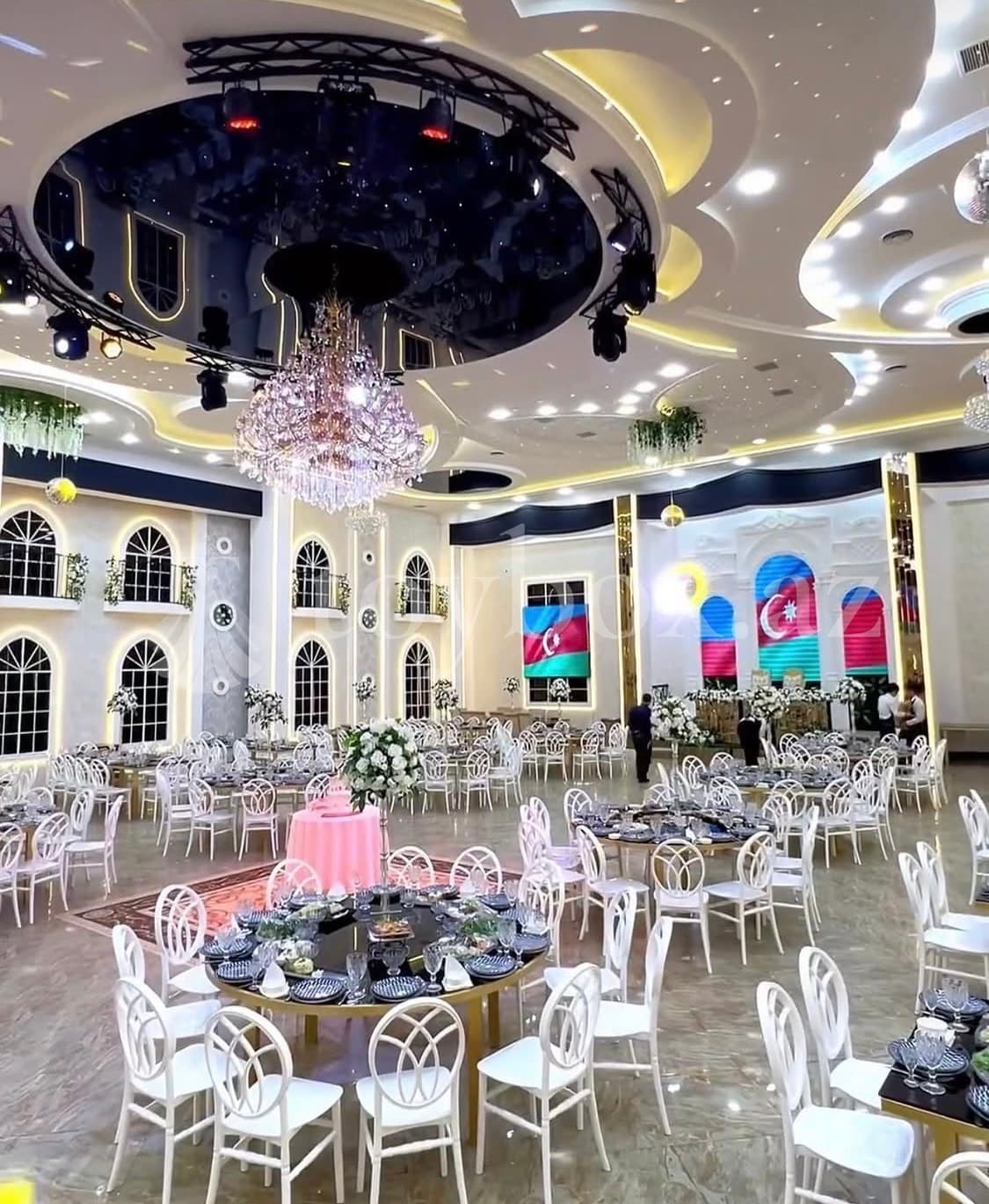 Firavan Saray