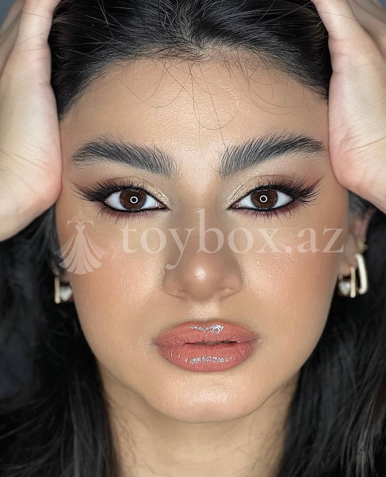 Make Up Ayna