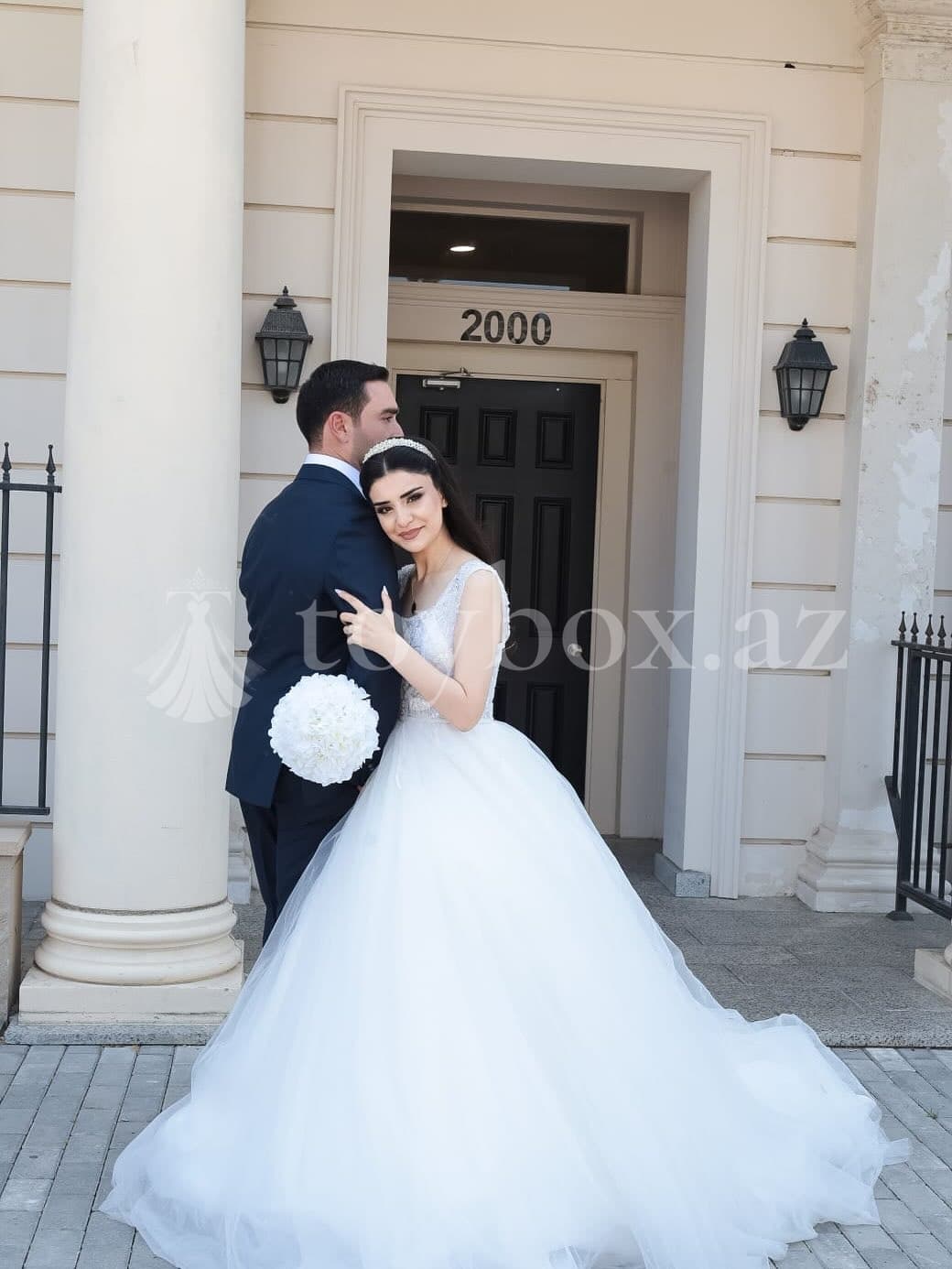 Esina Bridal