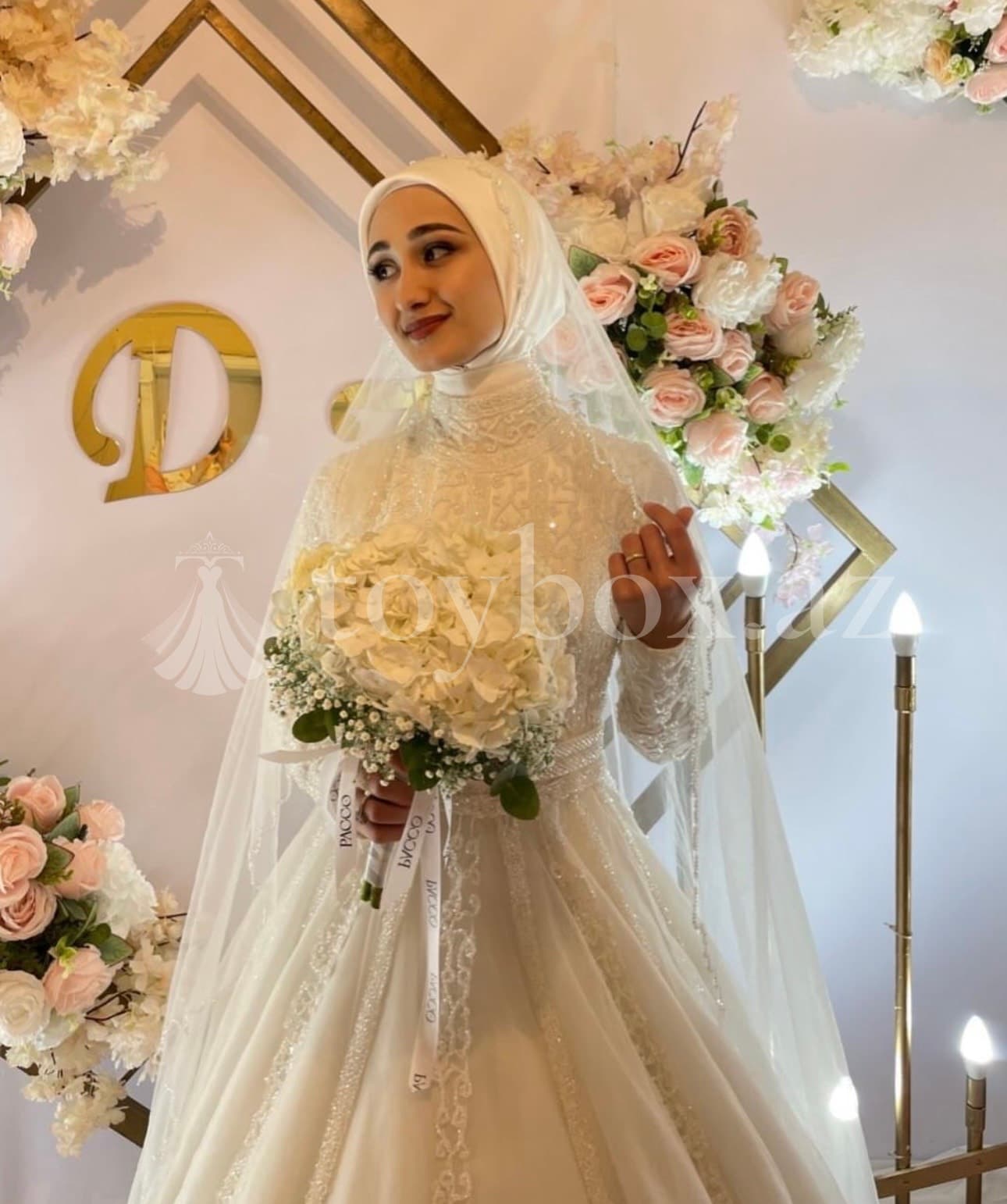 Lova Hicab Gəlinlik Butik