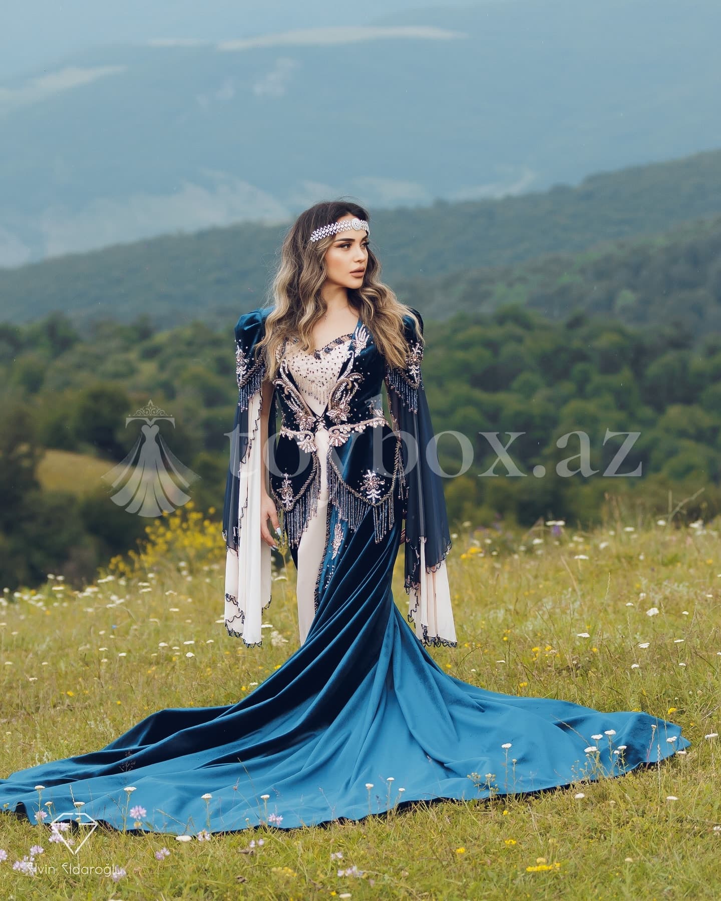 İkinci Əl Gəlinliklər