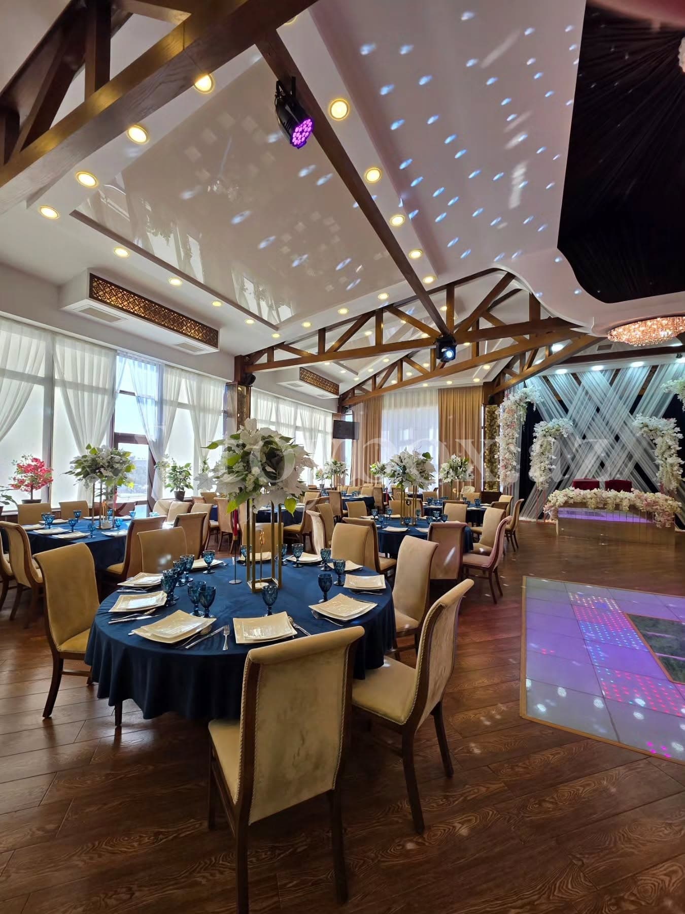 Dolce Hall