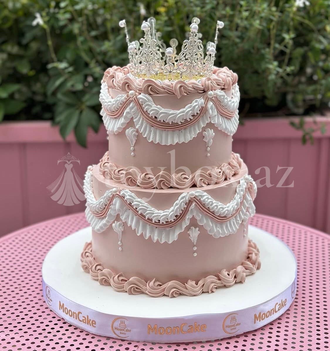Moon Cake Baku