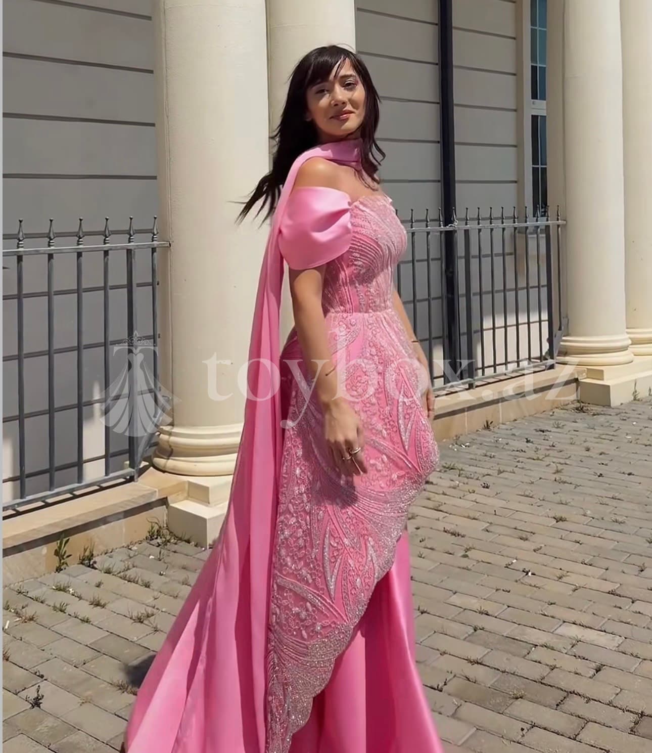 Rida Lux Dress