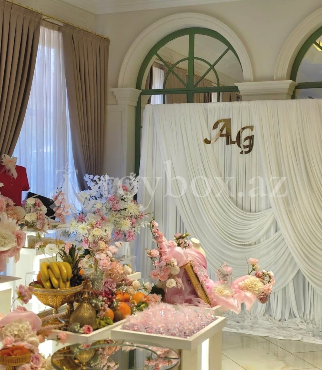 Ainur Decoration