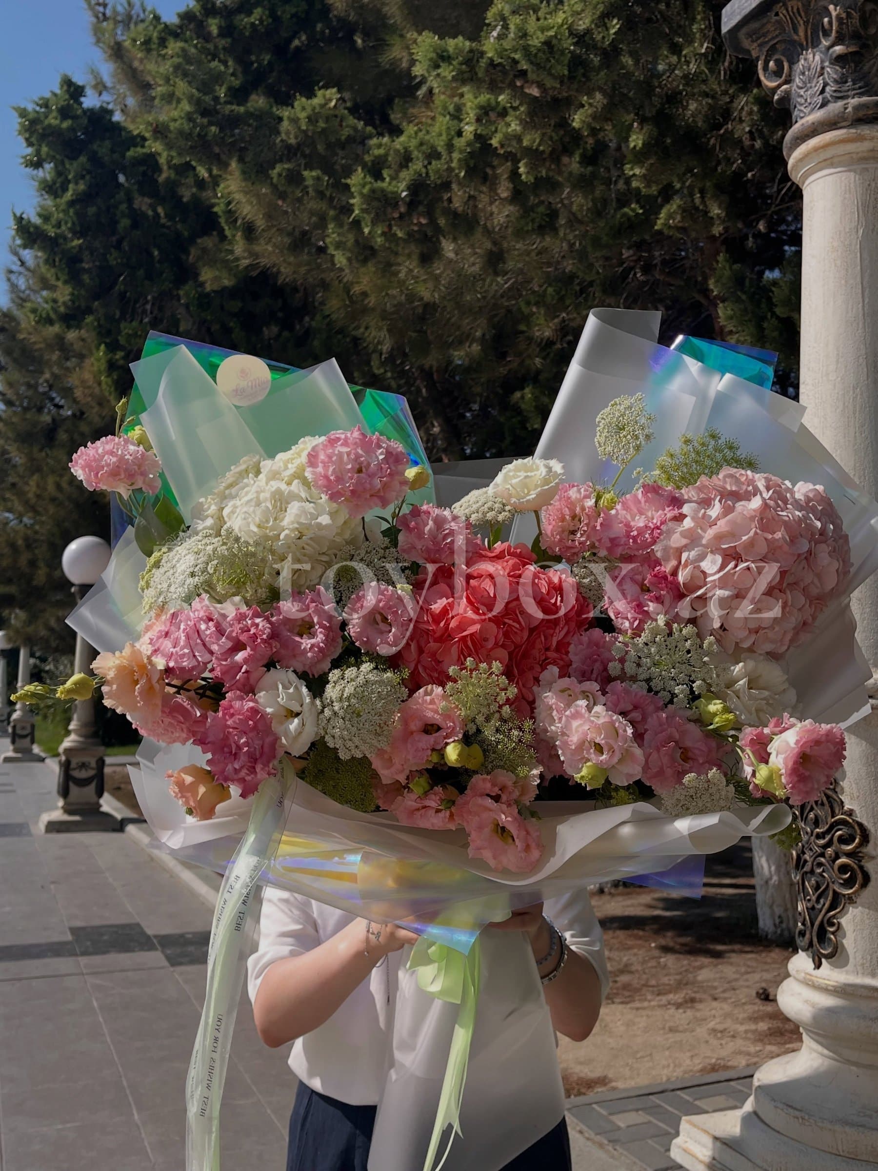 Lamia Flowers
