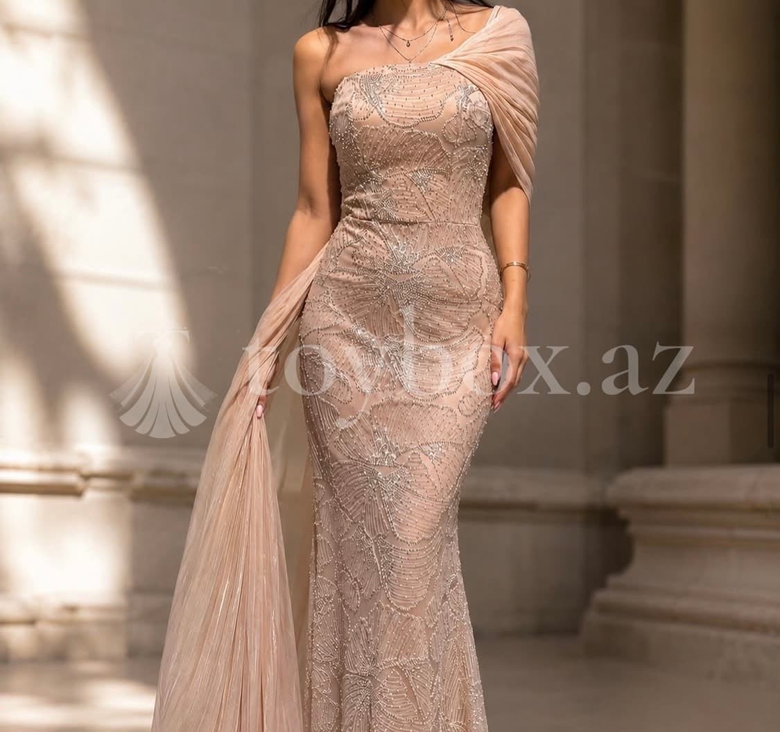 Alion Fashion House