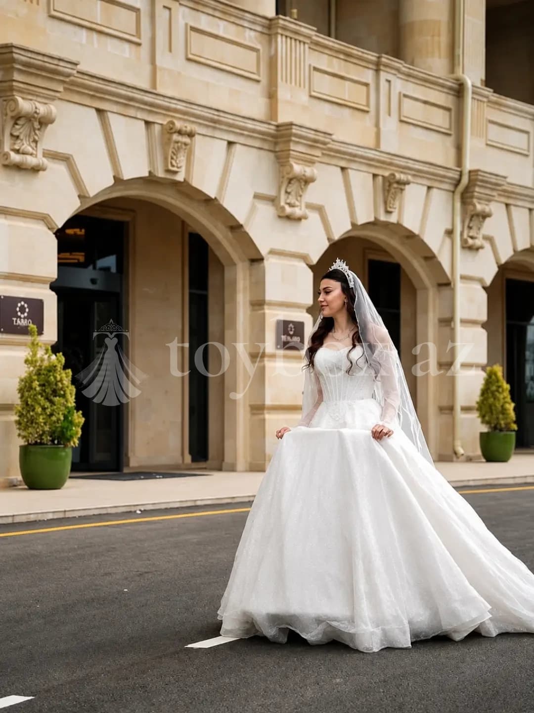 Raheli Bridal