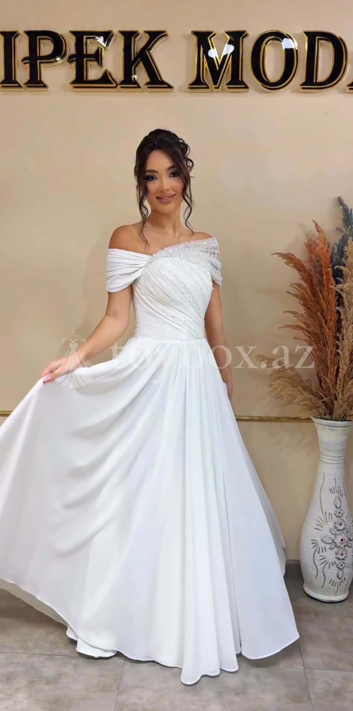 İpək Collections