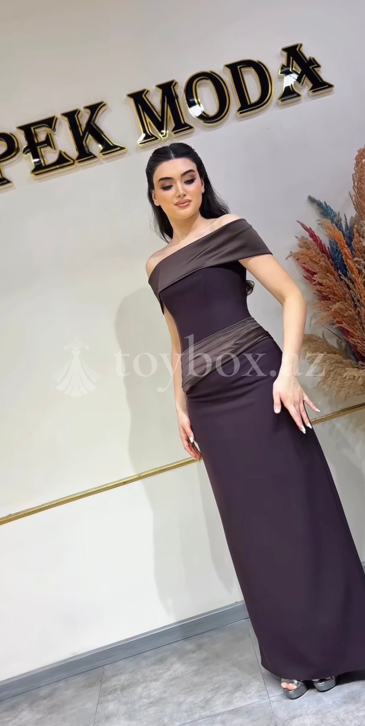 İpək Collections