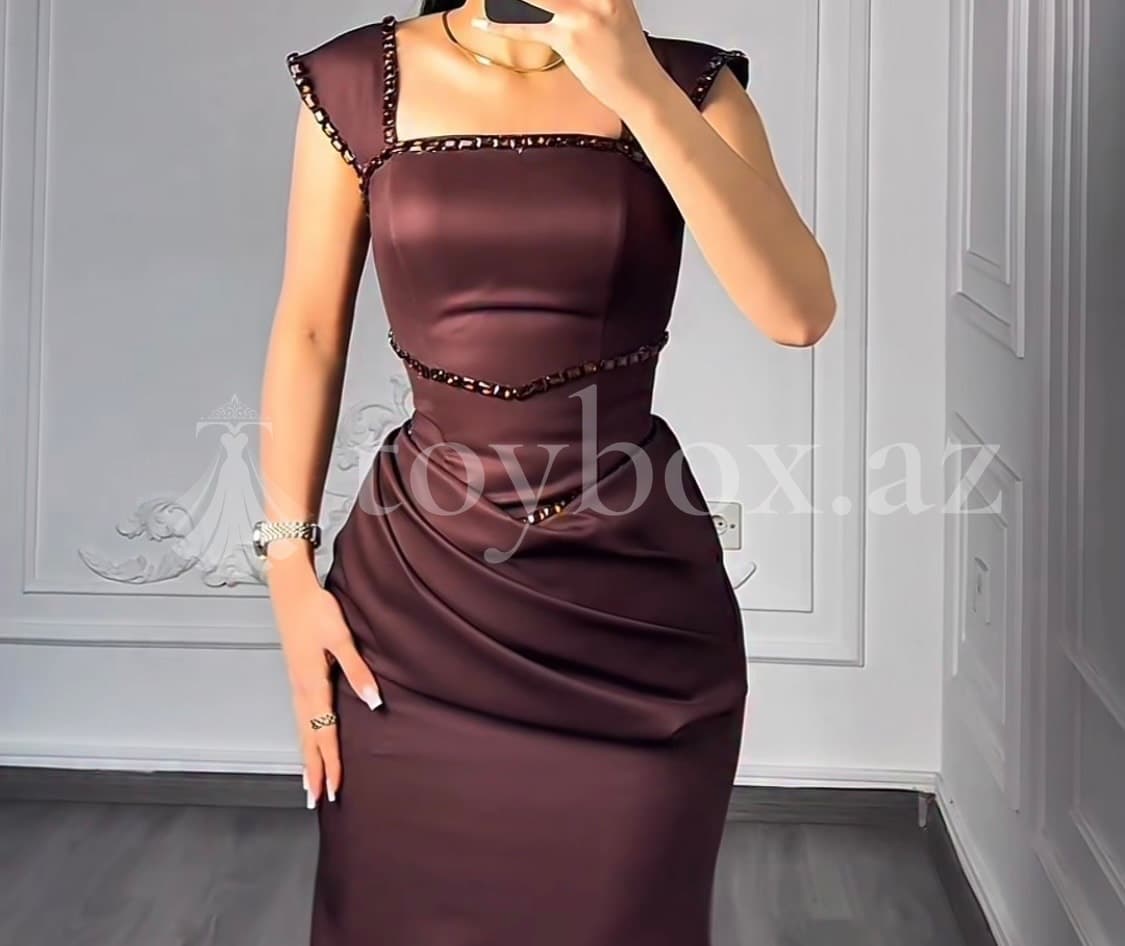 Adela Ziyafət Geyimləri