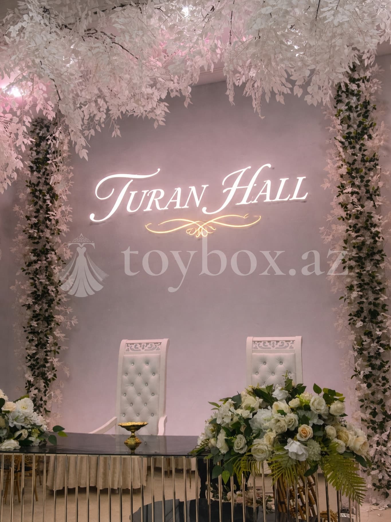 Turan Şadlıq Sarayı
