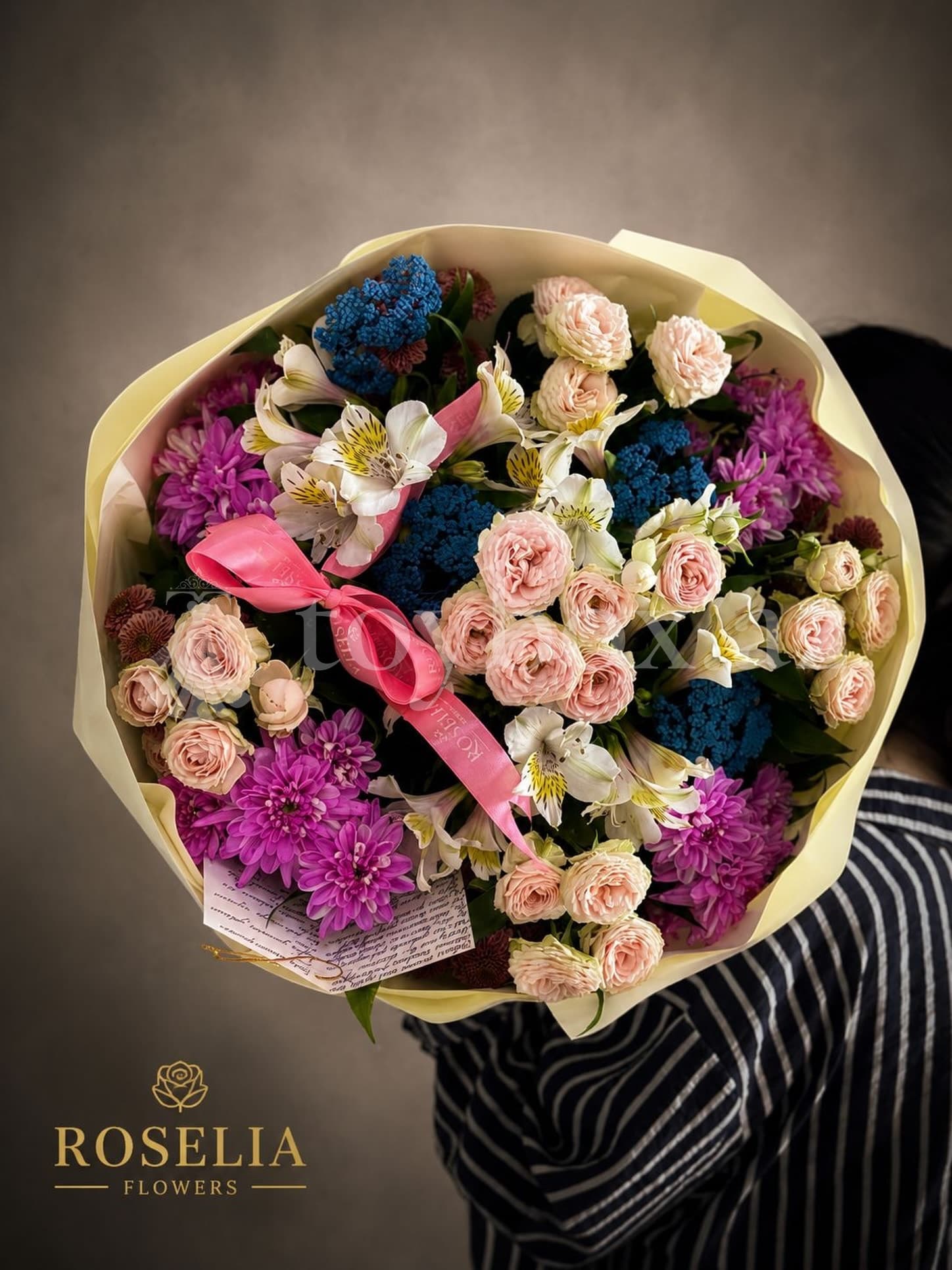 Roselia Flowers