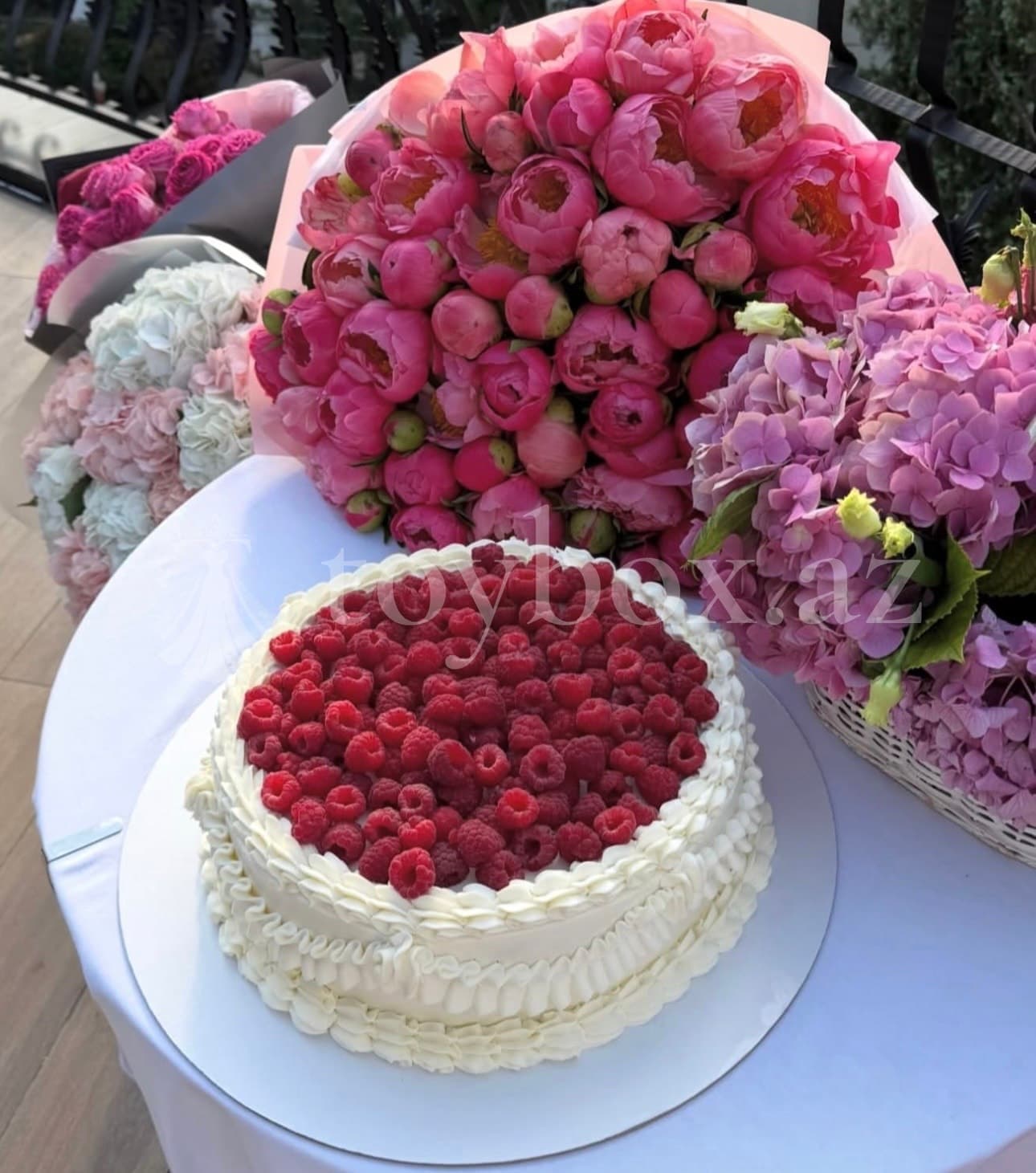 Mehin Cake